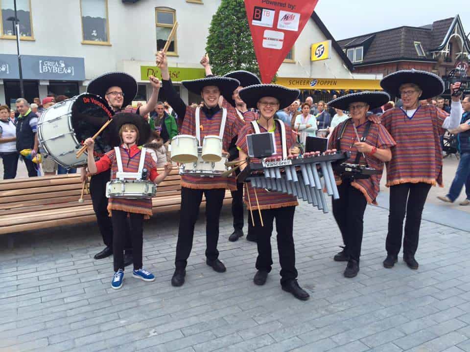 De Voortzetters halen wandelaars binnen!